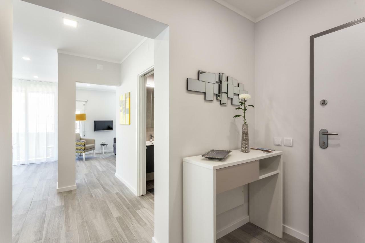 Luxury Beach Apartment At Armacao De Pera Exterior photo
