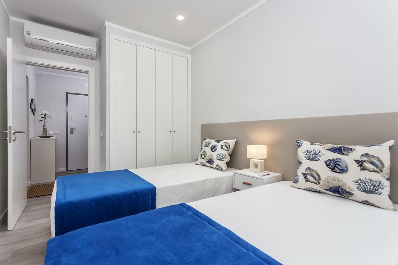 Luxury Beach Apartment At Armacao De Pera Exterior photo